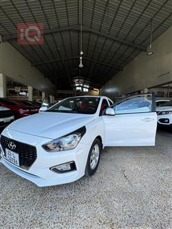 هيونداي رينا